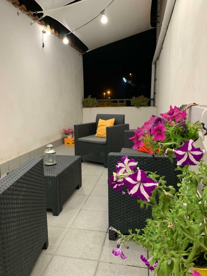 Апартаменты La Terrazza Sul Porto Неаполь Экстерьер фото